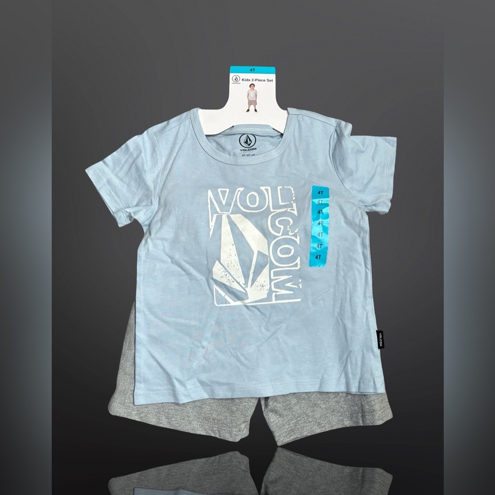 Volcom Kids Light Blue T-Shirt and Gray Shorts Set Size 4T